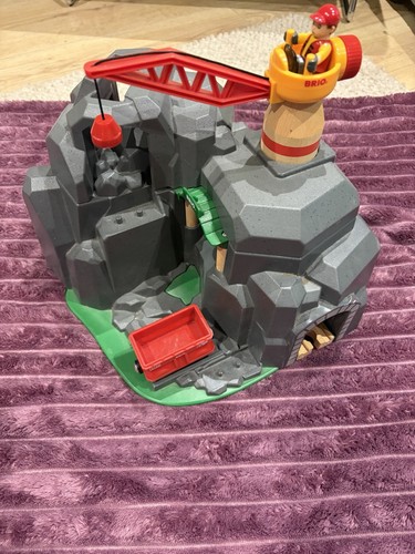 Brio world crane and mountain - brio,