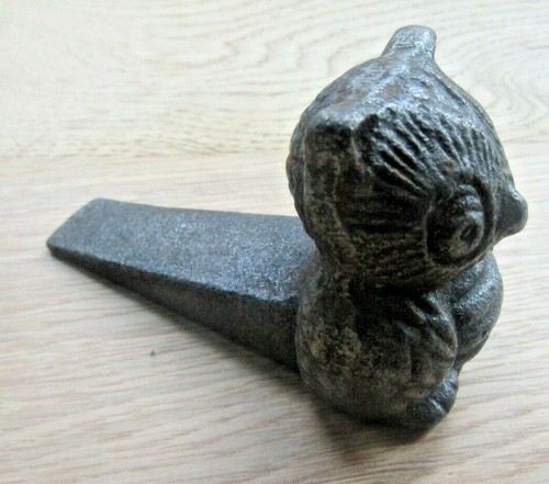 Owl door wedge cast - wedge, iron