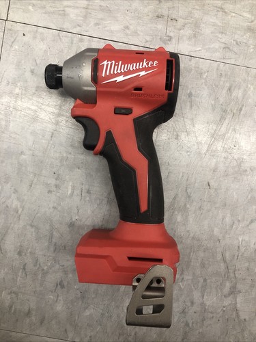 Milwaukee 3650 m18 18v - milwaukee,