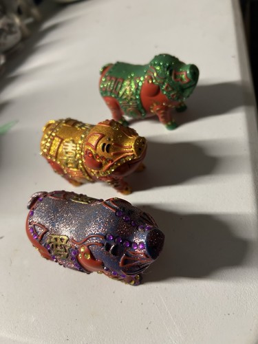 Chinese porcelain pigs china - porcelain,