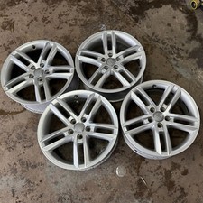 Original/Genuine 18" Audi Q3 S-Line Alloy wheels 7Jx18 ET43 8UO601025AA Q3 8U