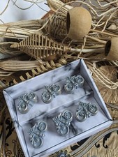 NEW et of 6 Knobs Shabby Chic