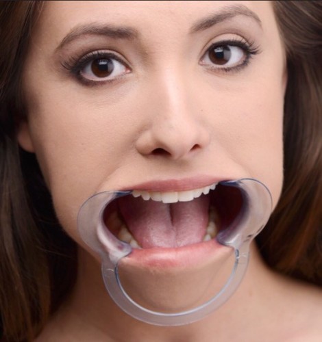 Sissy slave open mouth - sissy,