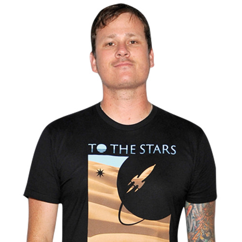 Tom delonge half - delonge,