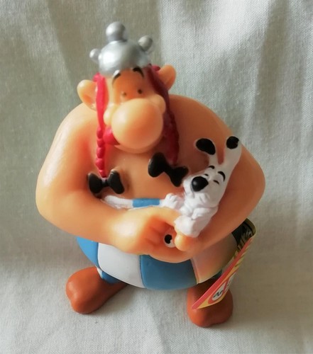 Asterix obelix holding - -,