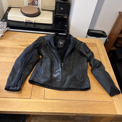 Frank thomas black - black, knight