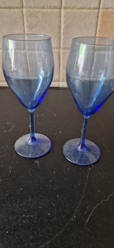 Stemmed wine glasses blue - stemmed,