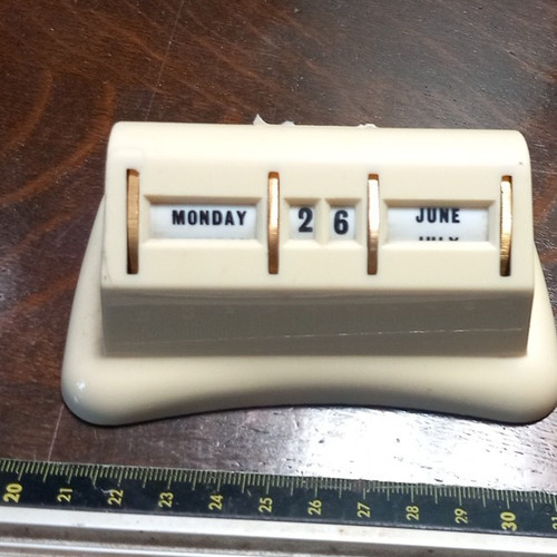 Vintage stratton plastic - vintage,