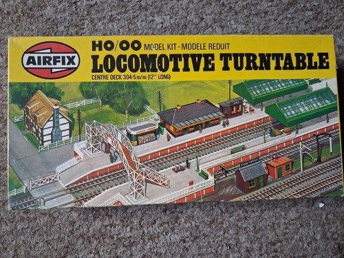 Airfix locomotive turntable - airfix,