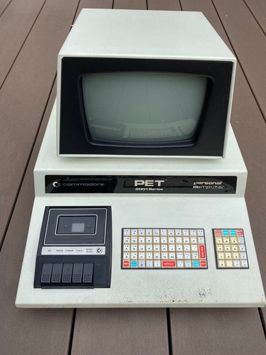 Commodore pet 2001 - commodore, 2001-8