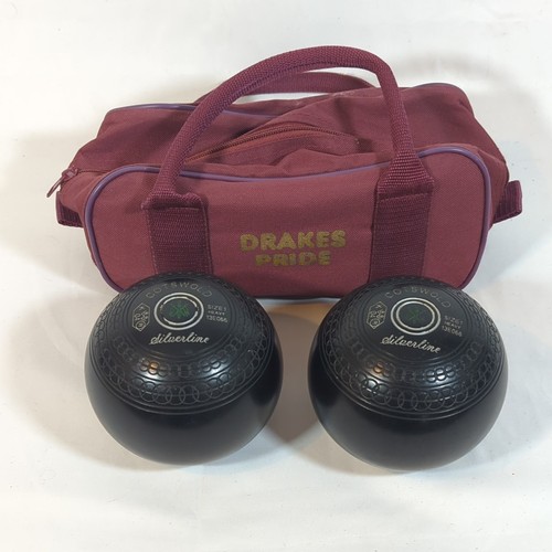 Pair cotswold silverline - of,