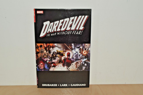Marvel daredevil brubaker - daredevil, by