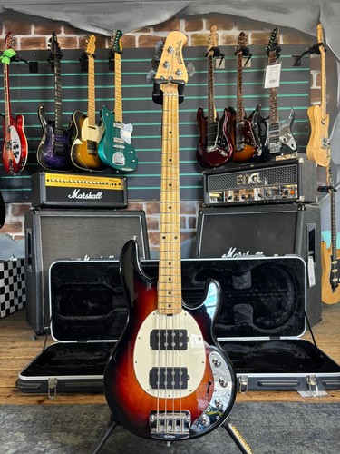 Ernie ball music - ball, stingray