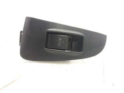 8481005050 rear window control