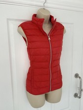 M&S Red Padded Water Resistant Zip Up Hood Sleeveless Gilet Body Warmer size 10
