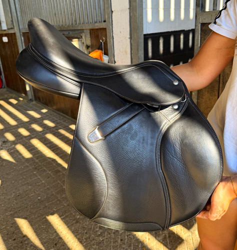 Bates 17in black - bates, leather