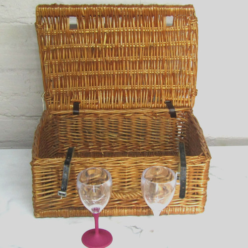Vintage wicker picnic basket - wicker,