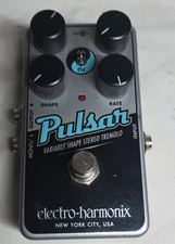 Electro-Harmonix Stereo Pulsar