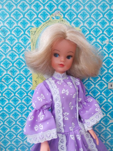 Gorgeous 1970s hard head sindy - gorgeous,