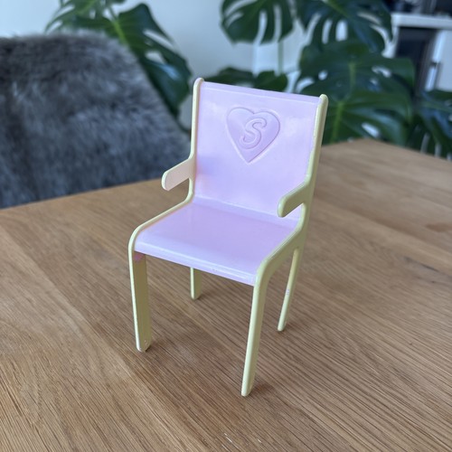 Vintage pedigree sindy - pedigree, chair