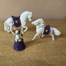 Breyer Stablemate Alabaster