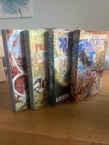 Terry pratchett hardback - terry,