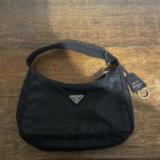 Prada Re-Edition 2000 Milano