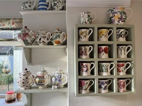 Simplyposhmugs emma - simplyposhmugs,