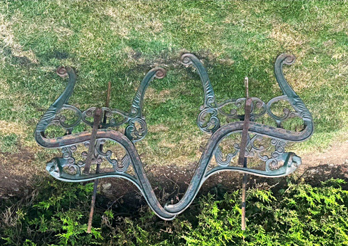 Green metal garden bench - metal,