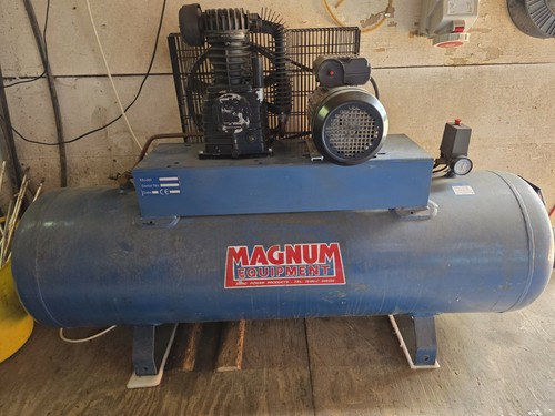 Magnum air compressor - air, 240v