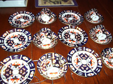 ROYAL CROWN DERBY 18 PIECE