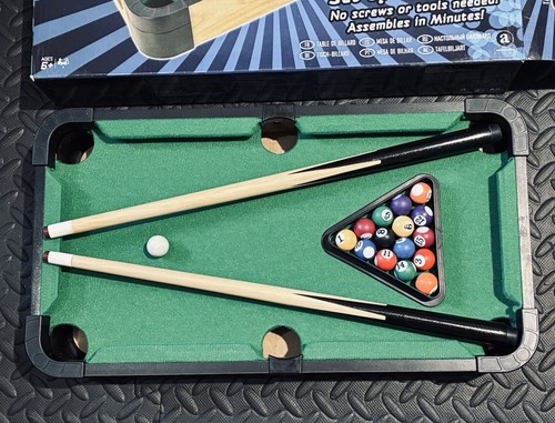 Mini tabletop pool table - pool, with