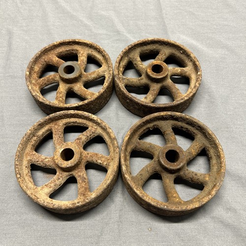 Vintage cast iorn caster - 5”,
