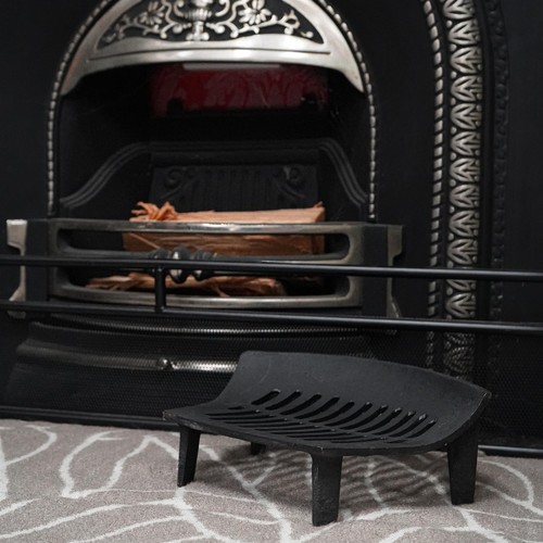 Black bowed fireside log - black,