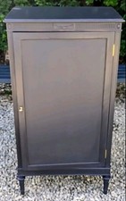 ANTIQUE VICTORIAN LIGHTLY DISTRESSED SOLID MAHOGANY LINEN CUPBOARD OFF BLACK F&B