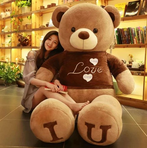 Large bear teddy - bear, giant