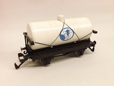 Bachmann Milk Tanker Wagon