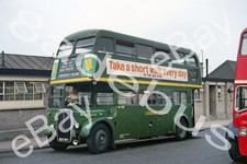 Bus Negative & Copyright LONDON COUNTRY MXX 194 [RT 3679]