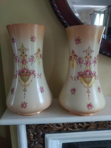 Pair crown devon ivory - of,