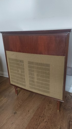 Vintage bush radiogram - , srg100