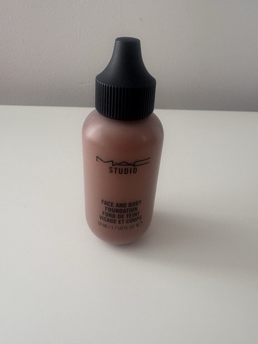 Mac studio face and body - studio,