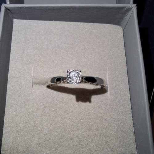18ct white gold - 18ct,