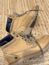 Wrangler Women Yuma Camel