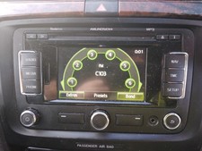 2012 SKODA SUPERB SAT NAV RADIO CD MP3 MEDIA PLAYER HEAD UNIT 3T0035192F