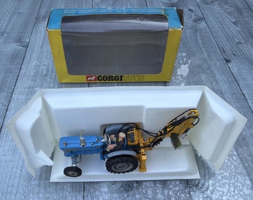 Corgi ford 5000 - ford,