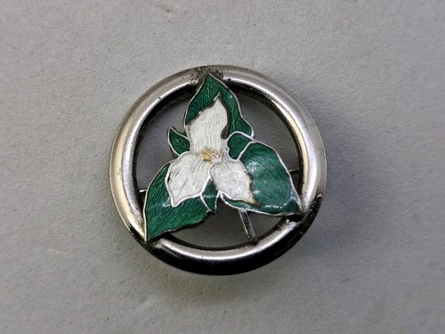 Sterling silver trillium - sterling,