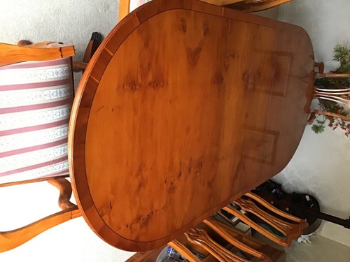 Yew extendable dining - , table
