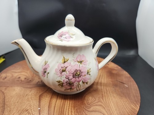 Arthur wood tea - pot, /