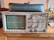 Tektronix TDS 360 Digital