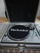TECHNICS SL-1210 MK2 TURNTABLE